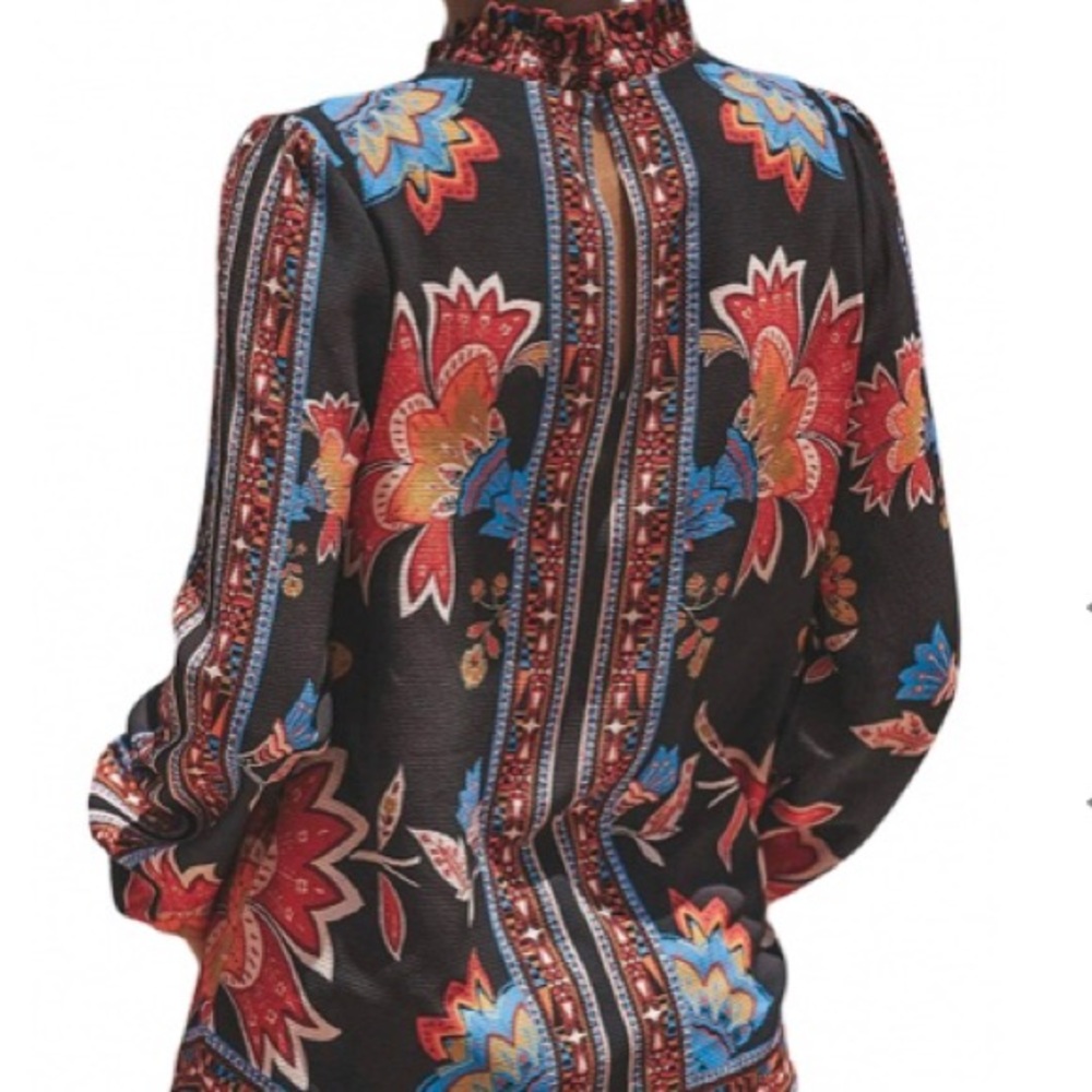 🎉HPx3🎉1 LEFT: Small •Floral Print Smocked Blouse - Picture 4 of 6